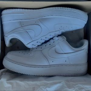 Nike Air Force 1
